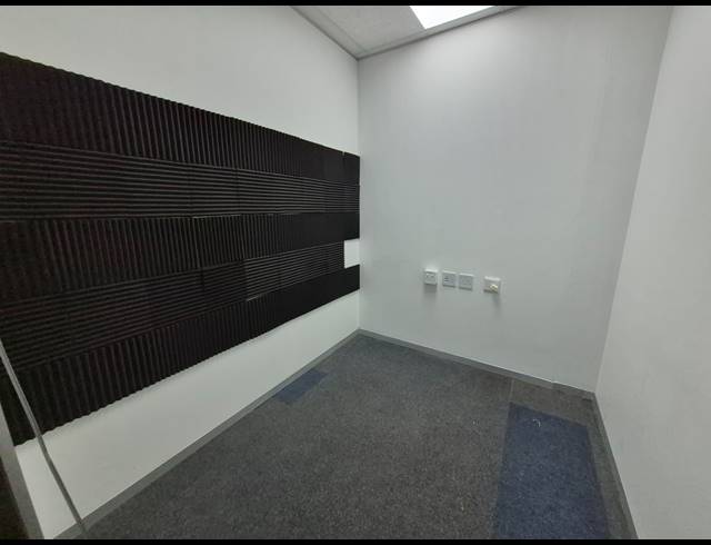331M² OFFICE TO LET IN RIVONIA